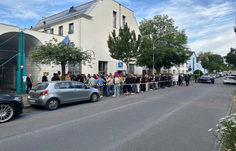 Fillon votimi në përfaqësitë diplomatike të Kosovës