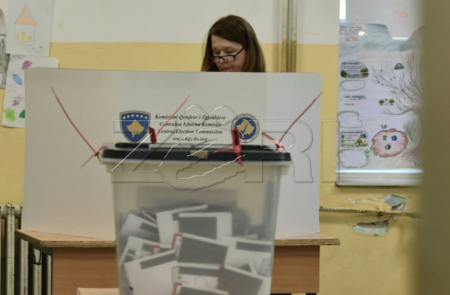 Sa qytetarë votuan deri në orën 13:00?