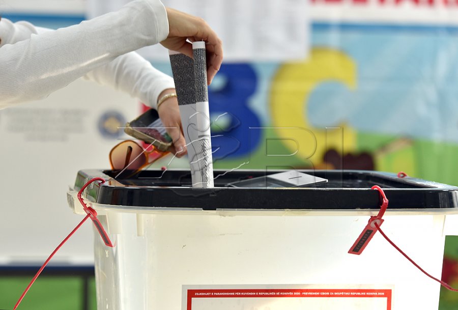 Pensionisti ferizajas ankohet se bashkëshortja që s’di shkrim e lexim s’mundi të votojë