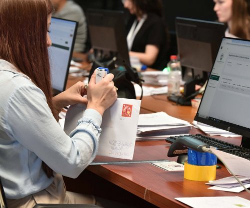 Mbi 7 mijë pako me fletëvotime nga diaspora janë verifikuar, 142 të refuzuara
