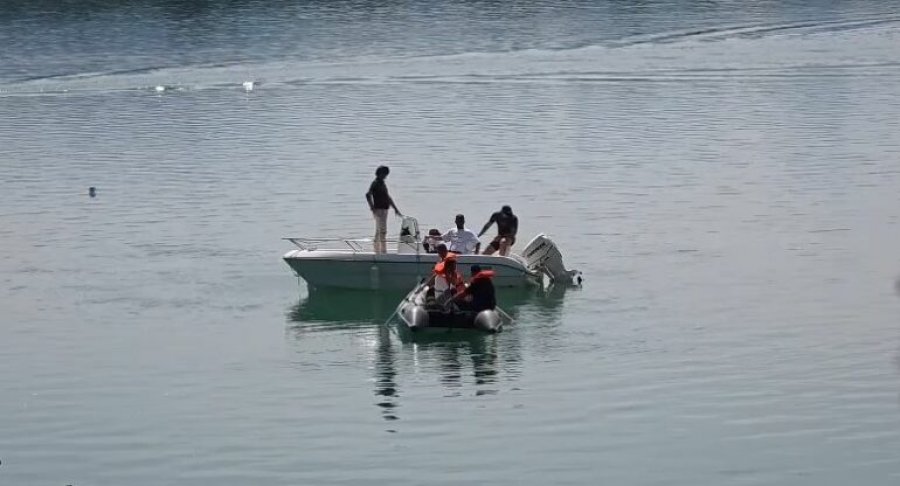 Pas rreth dy ditë kërkimesh, nxirret nga liqeni i Ulzës trupi i pajetë i 37-vjeçarit