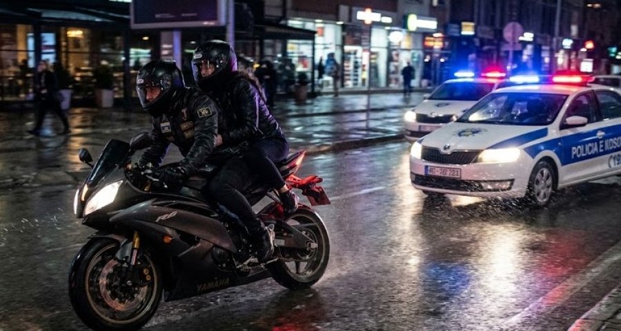 Dy persona tentuan t’i ikin policisë në Prishtinë, njëri hodhi një pistoletë me gaz gjatë arratisjes
