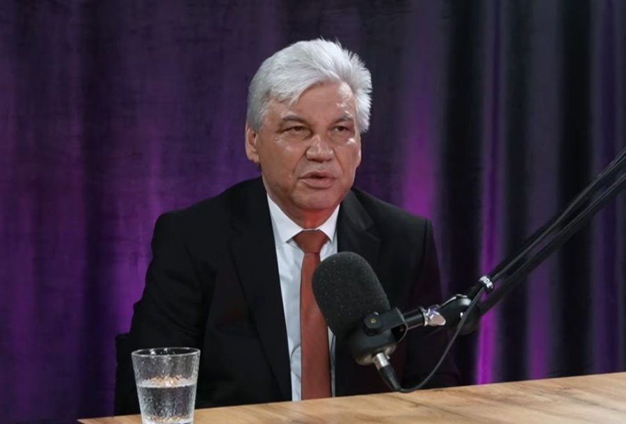 Kryeziu: LVV-ja dhe PDK-ja do të mund të formonin koalicionin më funksional, por vendi rrezikon të shkon përsëri në zgjedhje