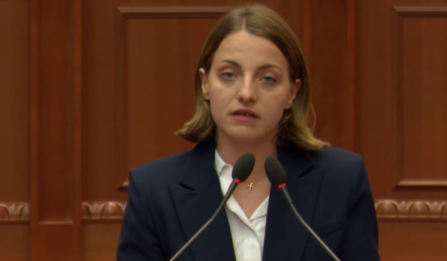 “I kërkoj falje prej zemre Thethit”, deputetja Koçeku reagon sërish: Ato ditë kam qarë ma shumë se kur m’ka vdekur baba