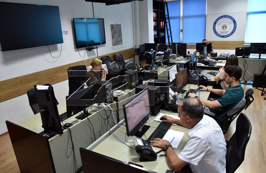 “Spiuni” digjital i Policisë së Kosovës rrit bashkëpunimin me qytetarët, rekord raportimesh këtë vit