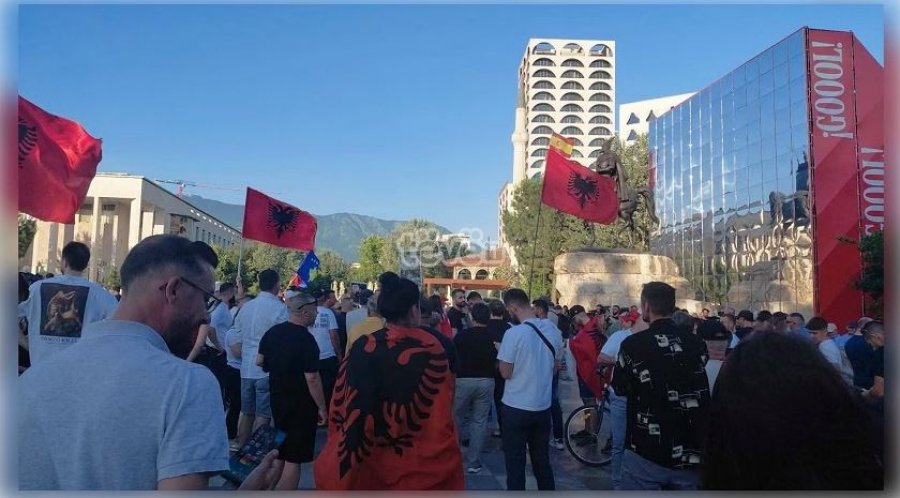 Protesta kundër projektit të investimit në Zvërnec, vijon për të 21-ën ditë radhazi