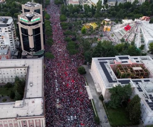 Dënohet përdhosja e flamurit të Izraelit në Shqipëri