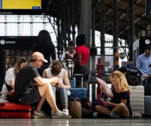 Temperaturat ekstreme paralizojnë Londrën dhe rrjetin hekurudhor