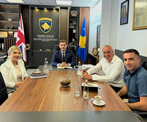 Kryeprokurori i Prizrenit priti në takim pune përfaqësues të Ambasadës Britanike