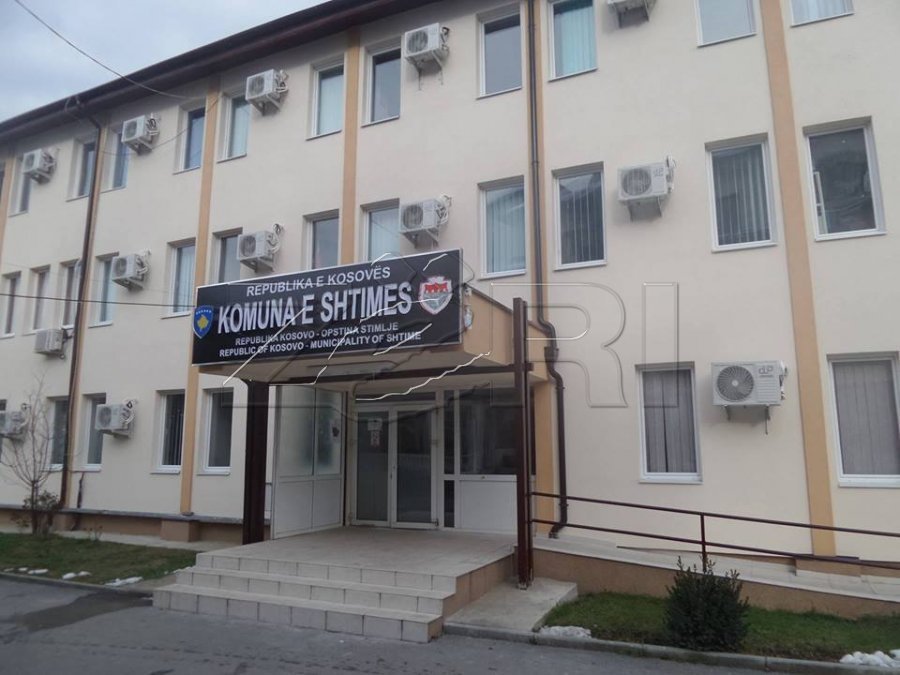 LVV-ja në Shtime akuzon kryesuesin e Kuvendit për shkelje ligjore: Brenda pesë muajve janë konstatuar 11 vendime të kundërligjshme