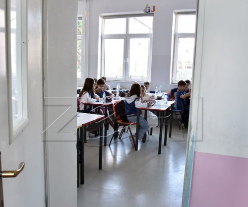 Drejtoria e Arsimit në Prishtinë lejon prezantim të botimeve nëpër shkolla