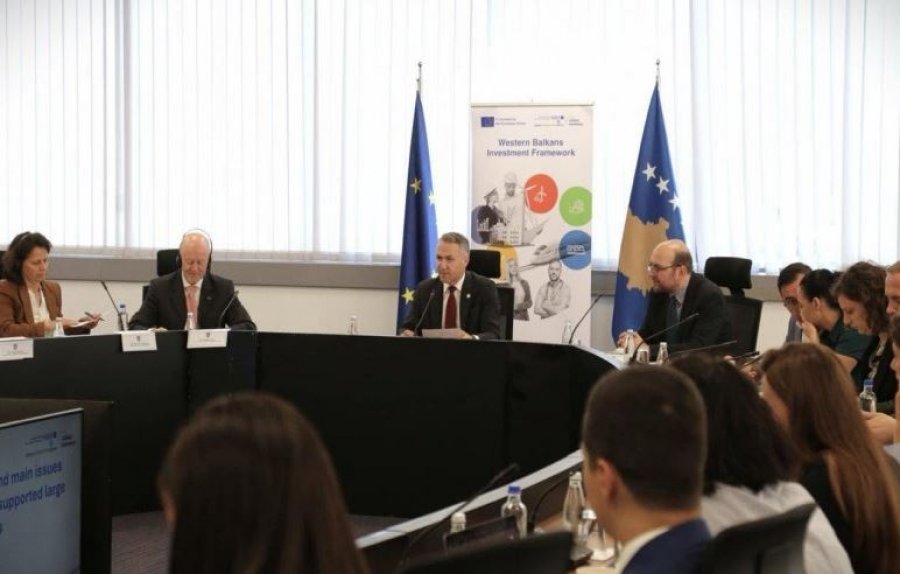 Shqyrtohet progresi i Kosovës në zbatimin e projekteve investuese në BP