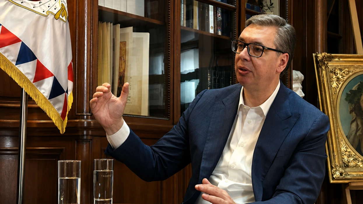 Vuçiqi thotë se do të japë dorëheqje brenda pak javësh nga posti i presidentit - flet edhe për Kosovën