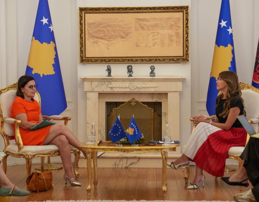Haxhiu në takim me zyrtaren e Komisionit Evropian: Kosova meriton statusin e vendit kandidat