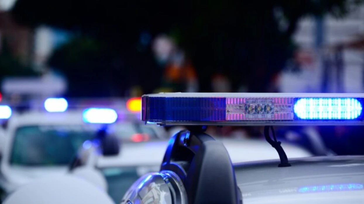 Tragjedi në Shkup, nënë me fëmijën hidhet nga ndërtesa