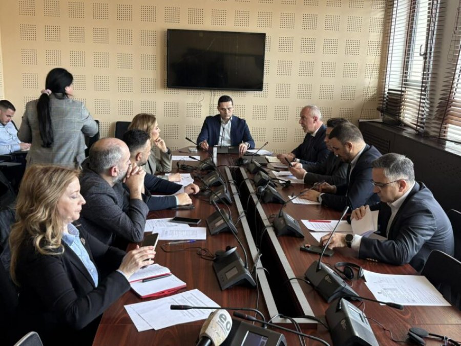 Komisioni për Legjislacion i hap rrugë hapjes së konkursit për tre anëtarë të KGJK-së