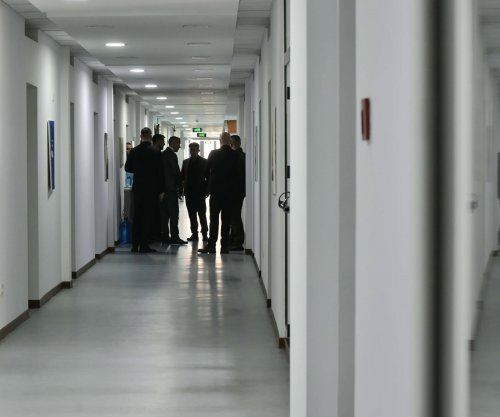 Kurti e Abdixhiku ende në takim