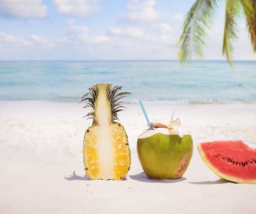 Ushqimet që mposhtin vapën