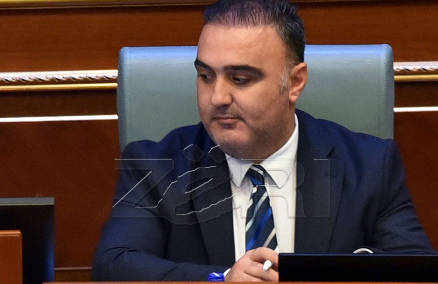 Shkarkohet nga detyra u.d. i Sekretarit të Kuvendit të Kosovës