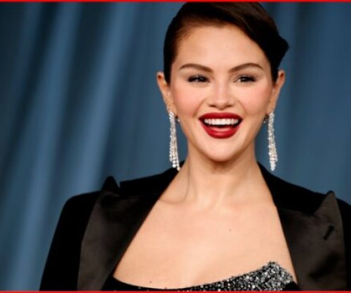 Selena Gomez ‘hap zemrën’ dhe tregon planet e saj