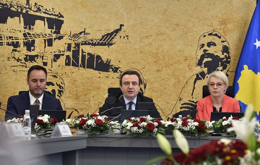 Nesër mblidhet Qeveria