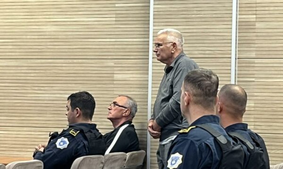 “Momir Pantiqin e kam pa në kodër” - dëshmitari rrëfen si u plaçkitën, maltretuan dhe u dëbuan nga shtëpitë e tyre