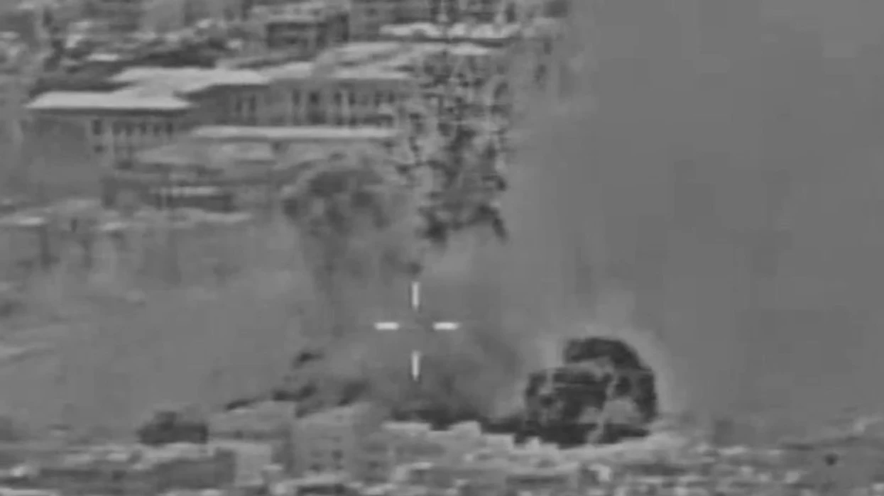 Izraeli sulmon bunkerin nëntokësor të liderit të Iranit