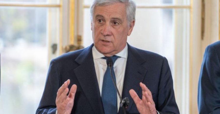 Italia mbyll ambasadën në Teheran