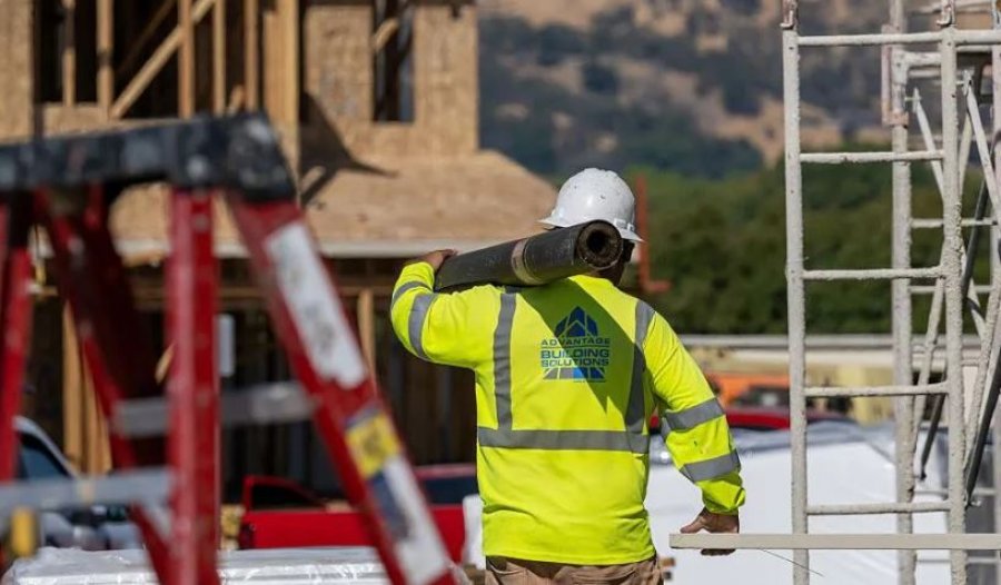 Rënie e papritur e punësimit në SHBA, shtohen shqetësimet për tregun e punës