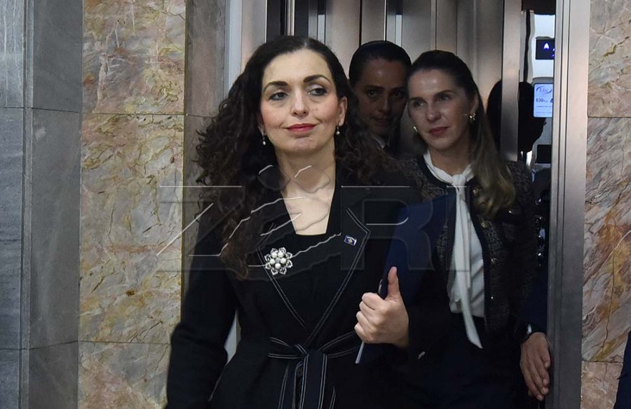 Hasani: Osmani i ka “uzurpuar” kompetencat e Kuvendit të Kosovës  