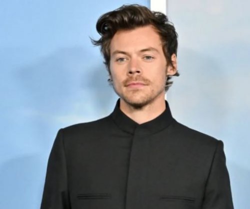 Harry Styles dhuron 100 bileta falas për nxënësit e ish-shkollës së tij