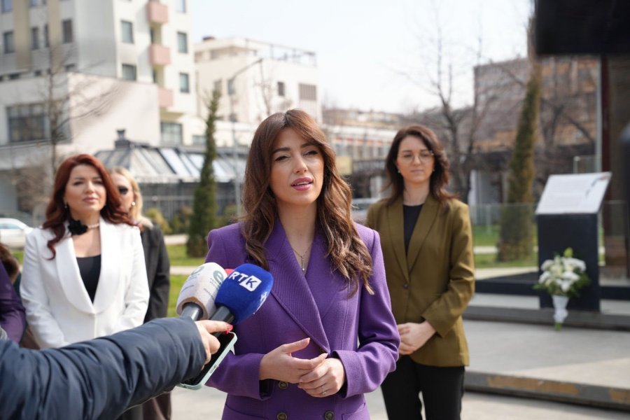 Haxhiu shmang komentet për çështjen e presidentit dhe Kuvendit: Sot fokusi janë gratë