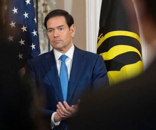 Rubio: Irani po ‘përpiqet ta mbajë peng botën’ me sulme ajrore