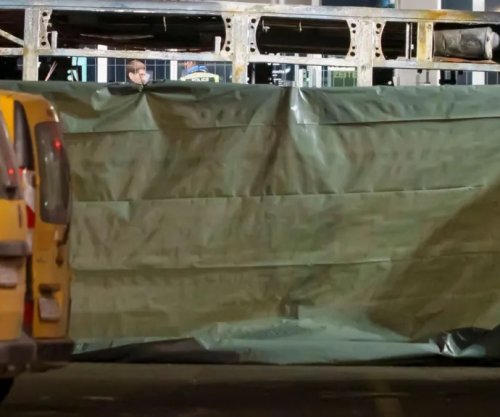 Zvicër: Autobusi përfshihet nga flakët, së paku gjashtë të vdekur