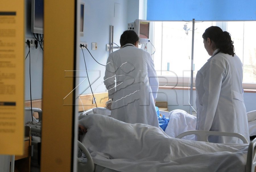 21-vjeçari theret me thikë në Kaçanik, dërgohet për trajtim mjekësor