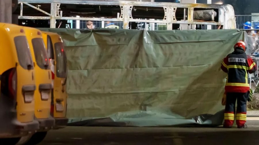 Zvicër: Autobusi përfshihet nga flakët, së paku gjashtë të vdekur