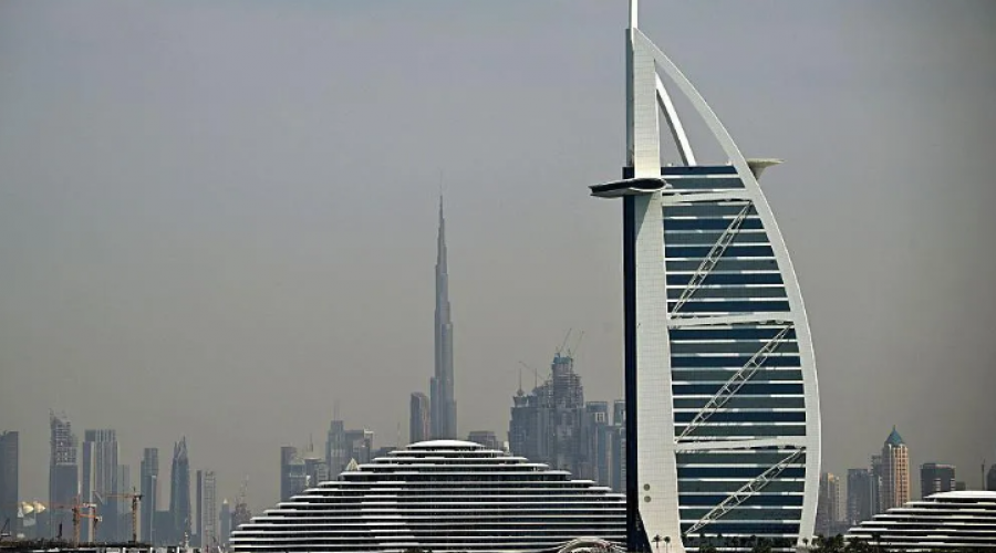 Turisti britanik akuzohet pasi dyshohet se filmoi raketa iraniane mbi Dubai