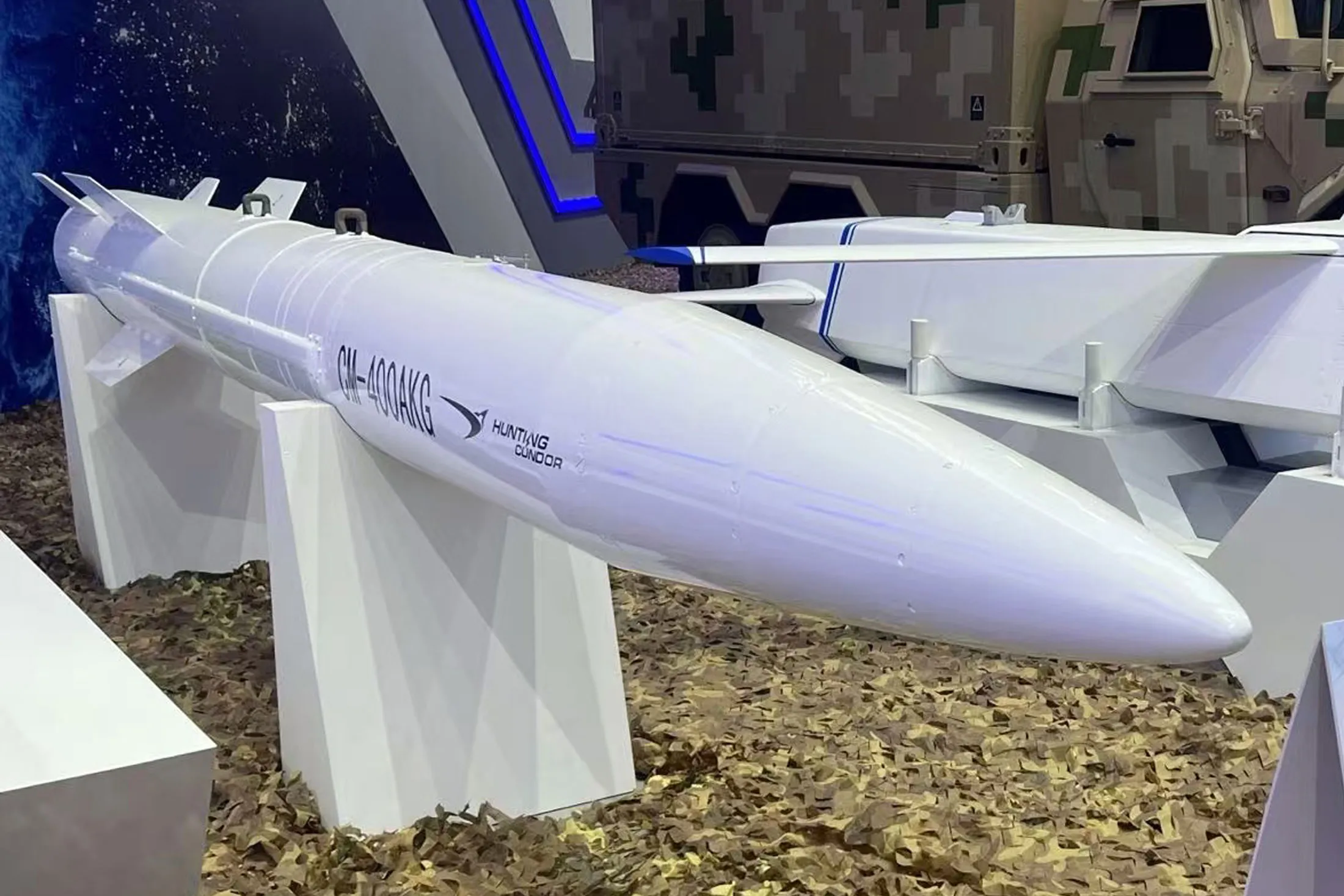 Serbia blen raketa kineze “shkatërruese”, Kroacia njofton NATO-n