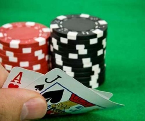 Prangosen pesë persona në Malishevë, u kapën duke luajtur bixhoz