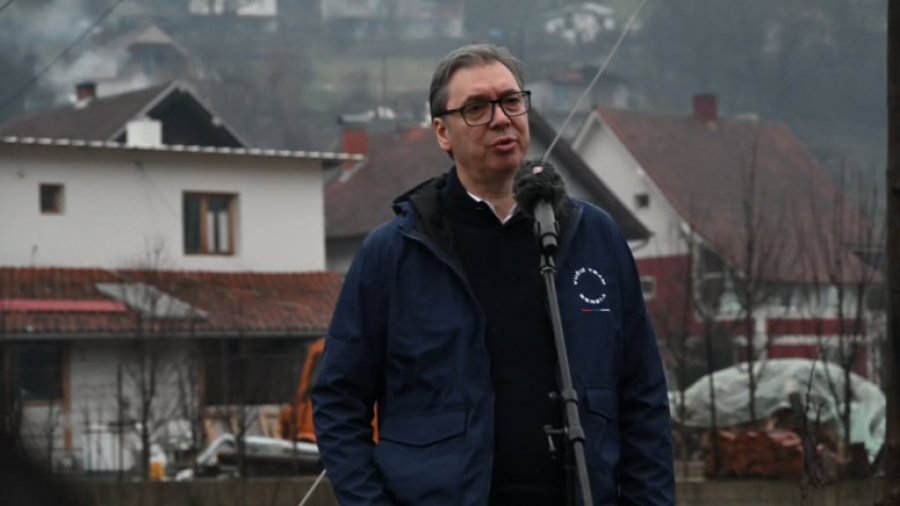 Vuçiq: Do të shkoj në vendkalimin kufitar me Kosovën për t’i takuar serbët