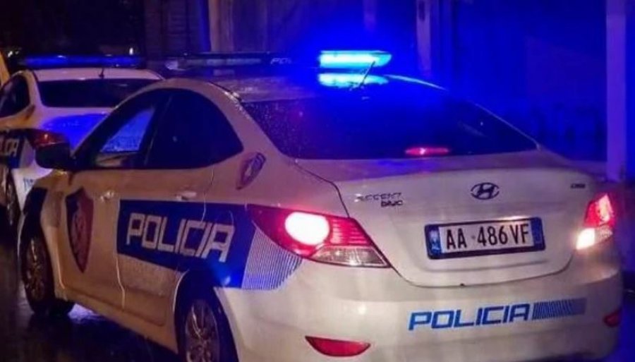 Qëlloi disa herë në ajër dhe i vuri armën në kokë ish-partneres, arrestohet 31-vjeçari në Sarandë