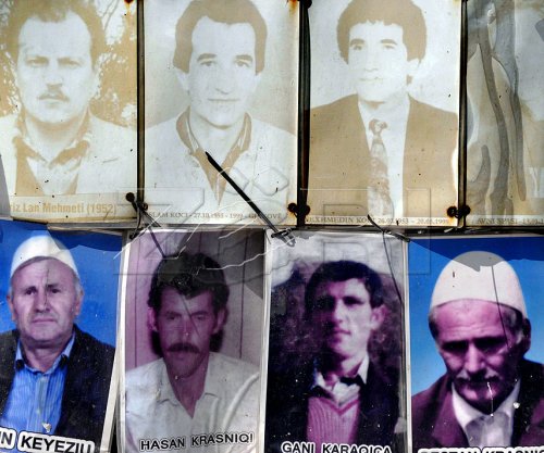 Bushati kritikon institucionet: S’kemi dokumentuar asnjë krim lufte të kryer nga Serbia në Kosovë