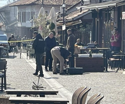 Forenzika del në vendin ku ndodhi vrasja në Gjakovë [video]