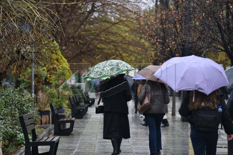 Borë e shi, parashikimi i motit për nesër