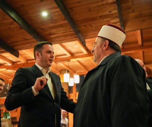 Abdixhiku në ditët e fundit të Ramazanit bën iftar me Myftiun Tërnava