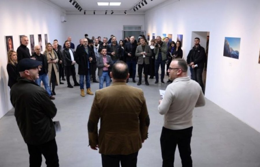 Hapet ekspozita personale e fotografit Blerim Gjinovci