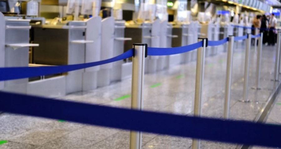 Greva paralizon aeroportin në Berlin - anulohen qindra fluturime, preken mijëra pasagjerë