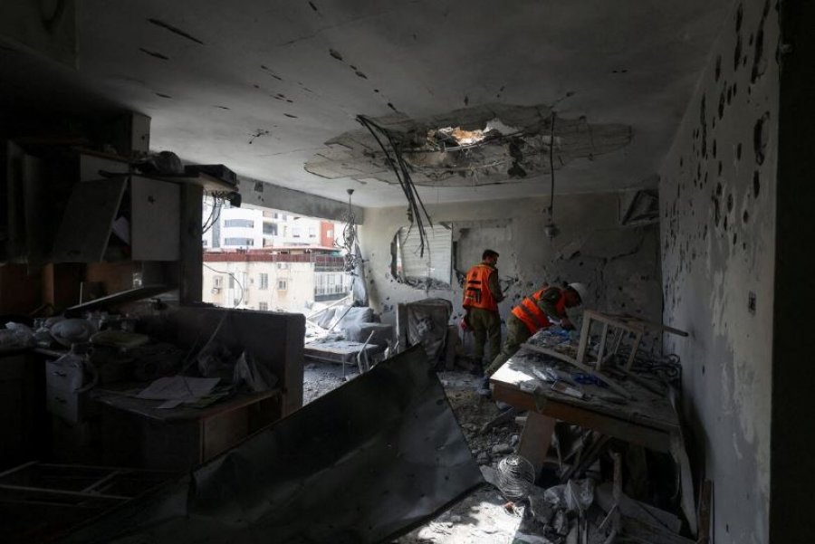 Ukraina sulmon dy fabrika ruse të avionëve, thotë Kievi