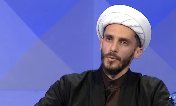 Rrëfehet shqiptari që jeton në Iran: Përktheja lajme nga persishtja në shqip