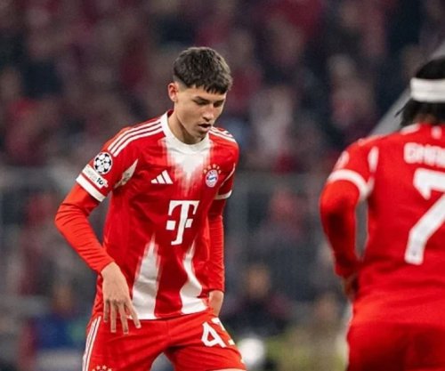 Debutoi për Bayernin në moshën 16-vjeçare, por ligji i ndaloi të bënte një gjë pas ndeshjes